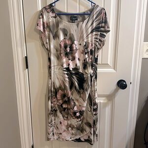 Floral side tie dress. Worn only a few times!!